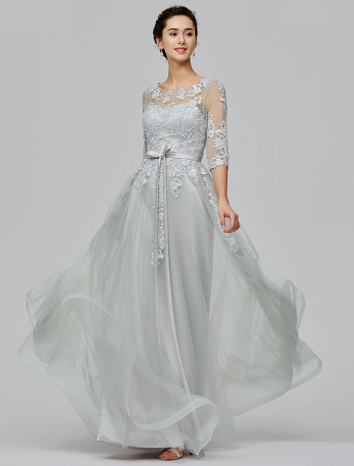A-Linie Empire-Kleid Hochzeitsgast Ball Bodenlang Halbarm Illusionsausschnitt Tüll mit Schleife(n) Applikationen